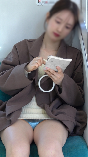 HONEYsPOT PPV 【8月11日まで顔モザなし】物凄くかわいいです人妻激ミニワンピ!!旦那しか見れないスケPを存分に CM2001.mp4