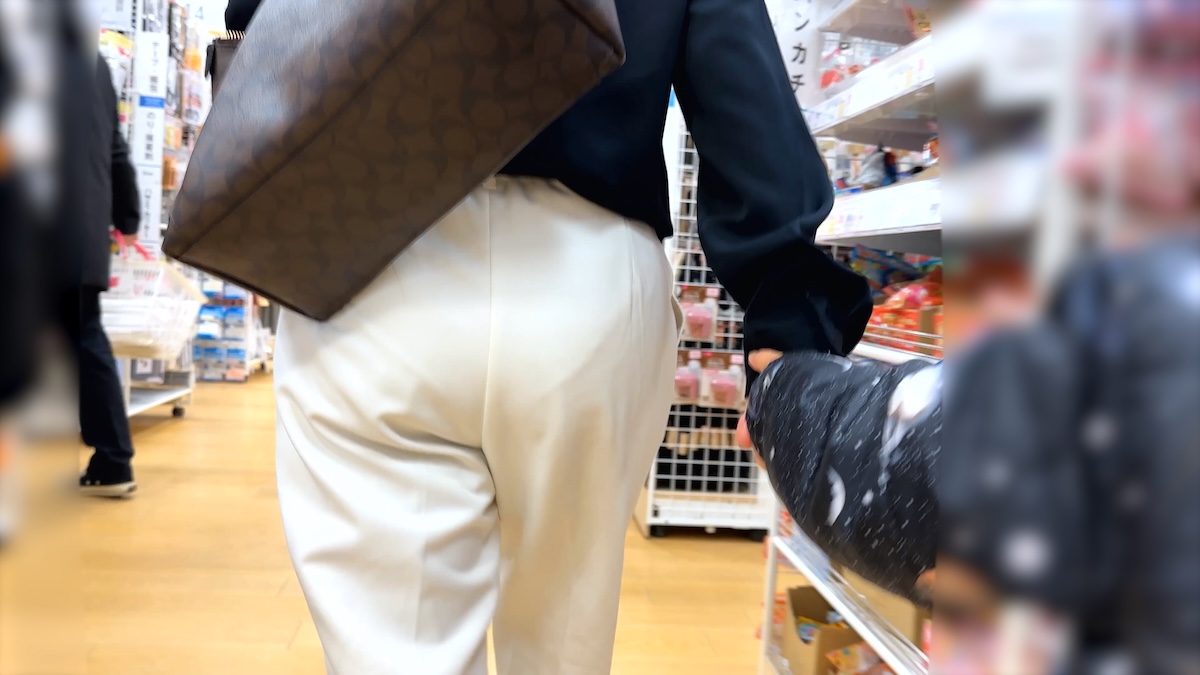 HONEYsPOT PPV 【４K・高画質】#26 白パン美人ママのエロさ溢れる美尻Pライン sr-26.mp4