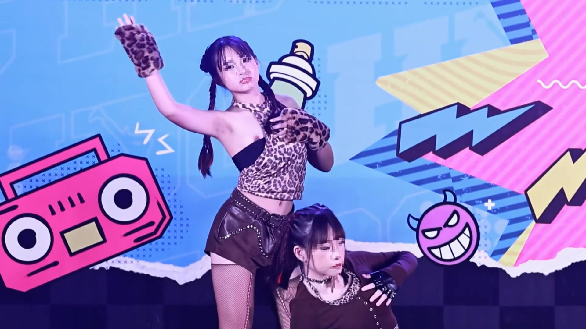 HONEYsPOT PPV 何度も服を直すも横からはみ出てしまったダンス d006.mp4 HONEYsPOT PPV 何度も服を直すも横からはみ出てしまったダンス d006.mp4